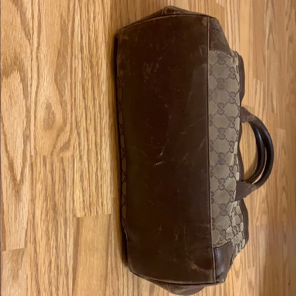 Authentic Vintage Gucci Tote - Picture 2 of 8